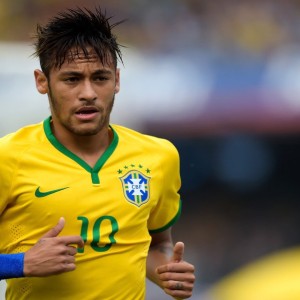 开云官网-梅西十场传奇VS塞尔维亚铁血，当个人神迹遭遇团队极限，个人神迹对决团队铁血