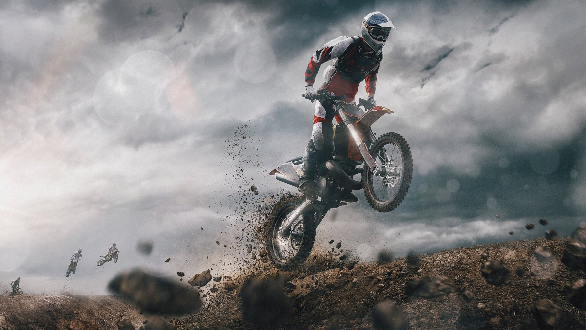 利物浦之夜，詹姆斯巅峰对决西亚卡姆，70分钟激战回归赛场胜负难料，利物浦夜战，詹姆斯VS西亚卡姆巅峰对决，鏖战70分钟悬念持续